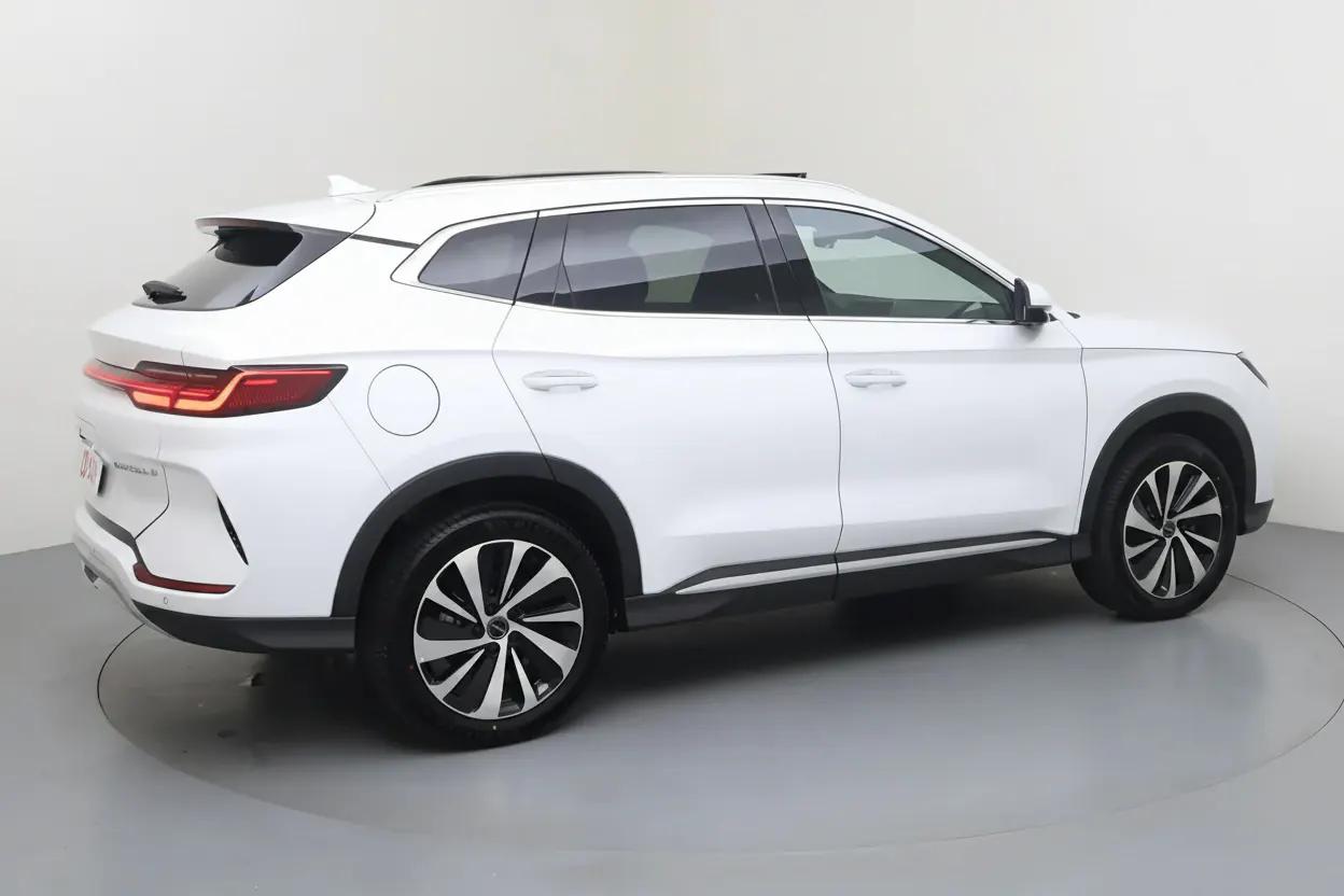 BYD Seal U Lille vue 3 BYD Seal U en leasing sans apport à Lille — vue 3