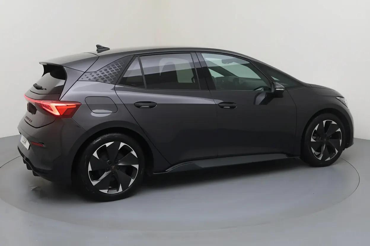 Cupra El-Born Lille vue 3 Cupra El-Born en leasing sans apport à Lille — vue 3