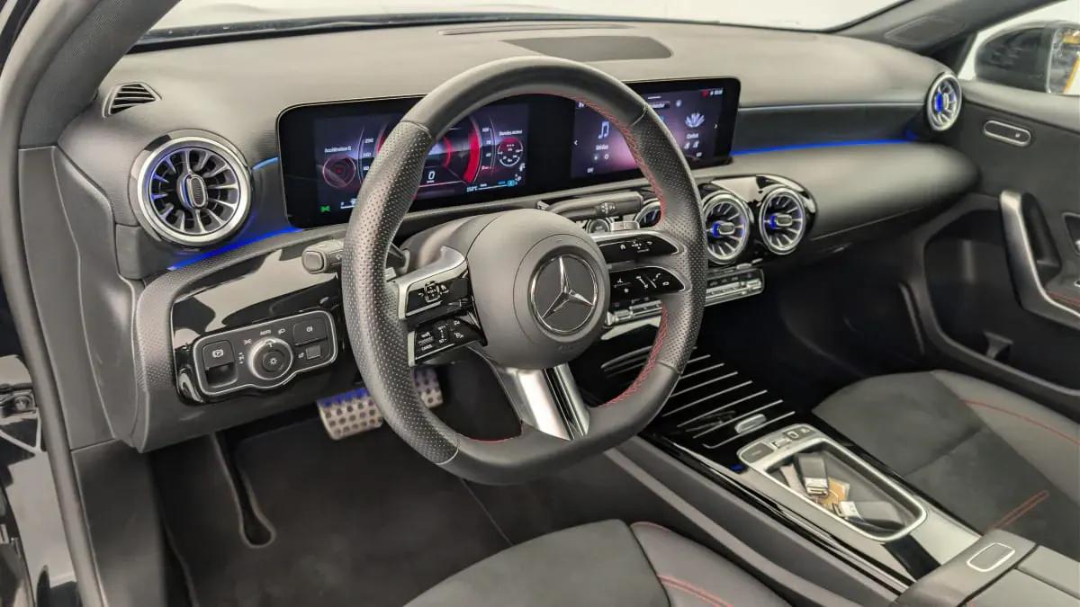 Mercedes-Benz Classe A Lille vue 4 Mercedes-Benz Classe A en leasing sans apport à Lille — vue 4