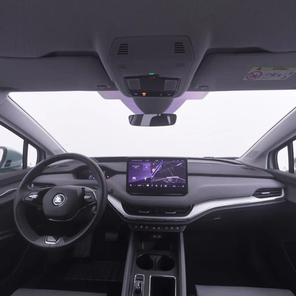 Skoda Enyaq Lille vue 5 Skoda Enyaq en leasing sans apport à Lille — vue 5